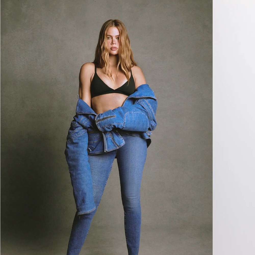 Good American Jeans (Good Waist) size 6-12